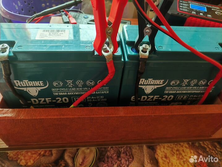 Лодка пвх с электромотором Sharmax ECO SE-22L 50L