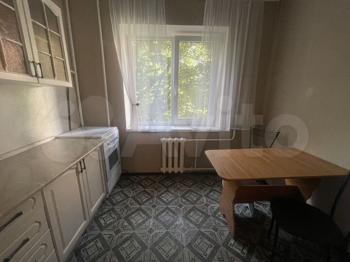 2-к. квартира, 50 м², 4/9 эт.