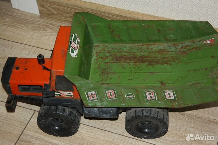 Игрушка СССР, машина, жесть, самосвал бмз. Оригина