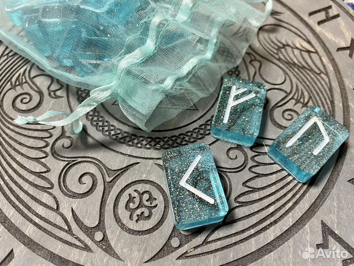 Руны из эпоксидной смолы