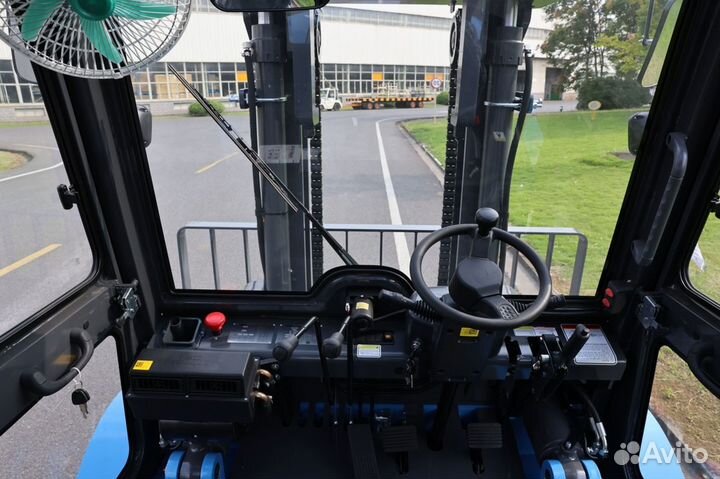 Вилочный погрузчик TRF D50-3M, 2023