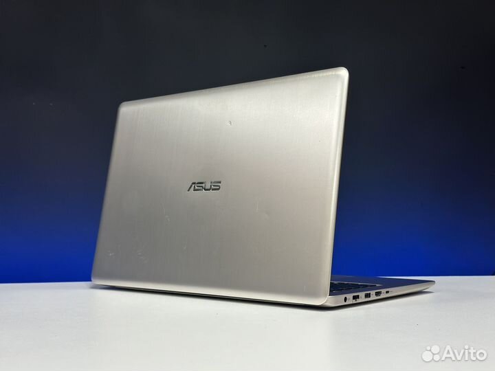 Игровой Asus 15.6