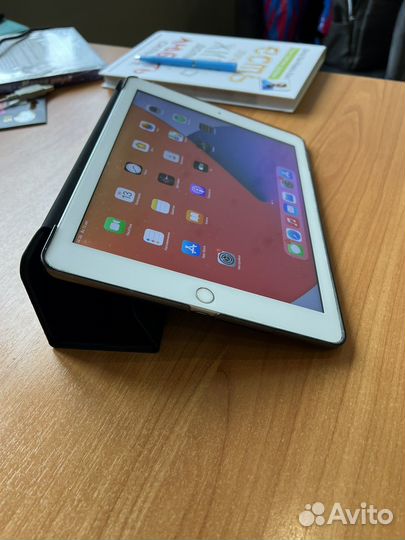 iPad 5 поколения (5 gen) 128 gb Wi-fi