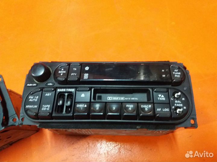 Магнитола штатная jeep grand cherokee WJ