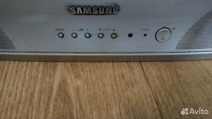 Телевизор samsung