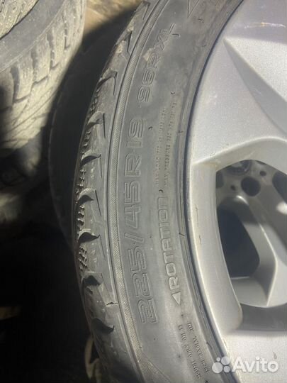 Nokian Tyres Hakkapeliitta 10 225/45 R19 96L