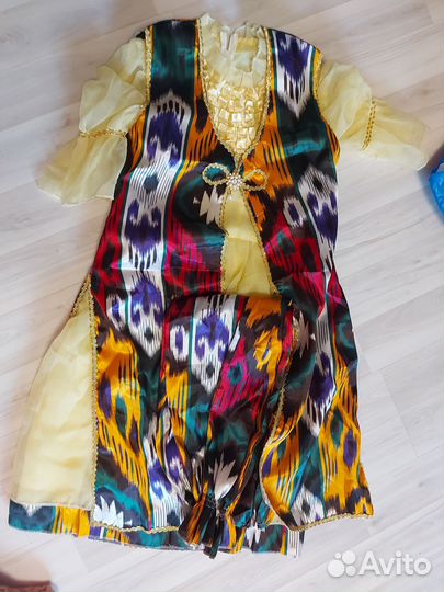 Узбекский национальный костюм