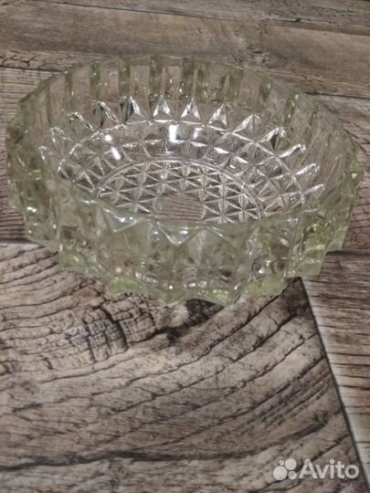 Пепельница стеклянная