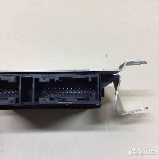 Блок управления парктроником Jaguar XE 760 2014-20