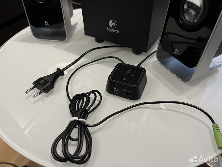 Колонки с сабвуфером Logitech LS21