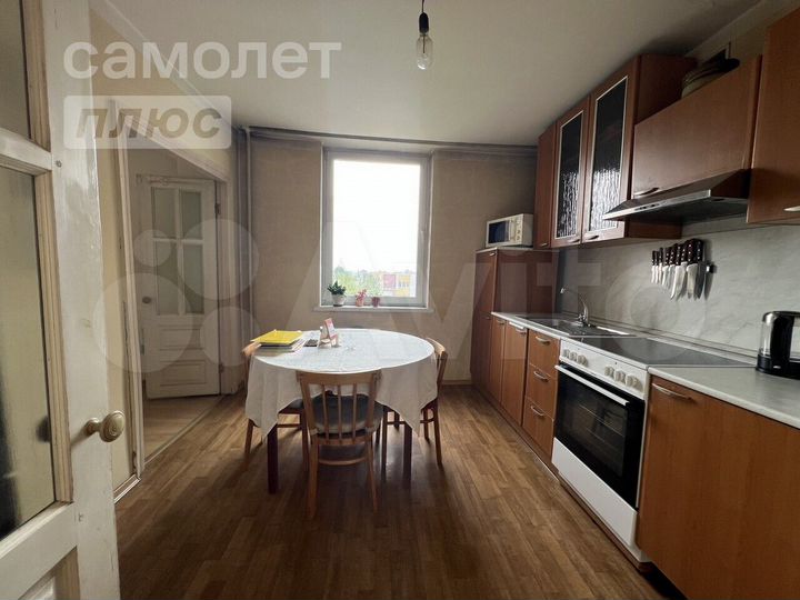 3-к. квартира, 92,1 м², 4/10 эт.
