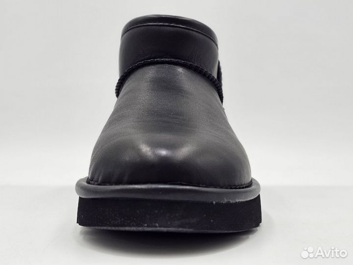 Ugg Classic Ultra Mini Leather Black