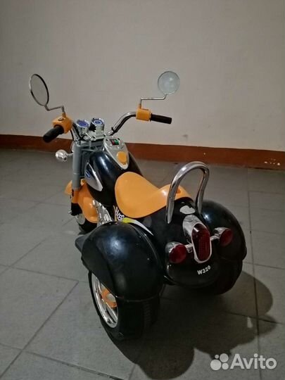 Электрический трёхколёсный мотоцикл для детей