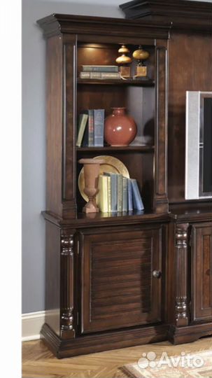 Витрина Буфет Шкаф Стеллаж Тумба фабрики Ashley
