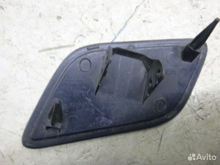 Крышка форсунки Правая audi Q7 2005