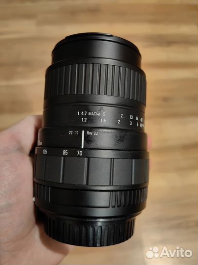 Sigma AF 70-210mm f/4-5.6 Canon (с ошибкой)
