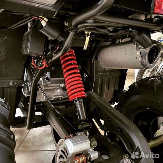 Квадроцикл Avantis Hunter 200 Big Lux черно-красны