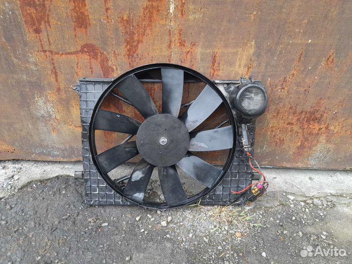 Вентилятор охлаждения радиатора Mercedes-Bens w220