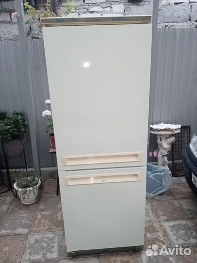 Холодильник бу стинол