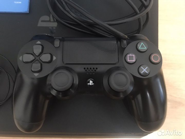 Продам Sony PS4
