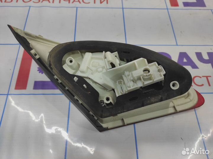 Фонарь задний внутренний правый Opel Astra (J) 122