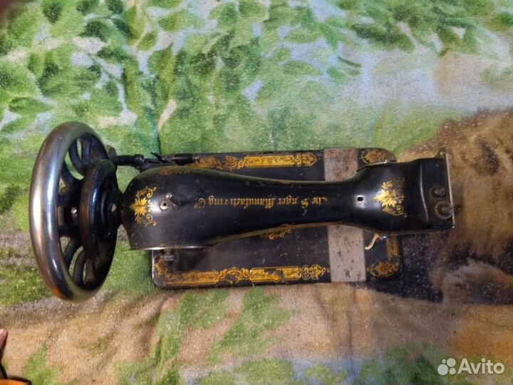 Швейная машинка 