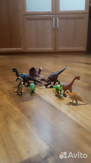 Игрушки динозавры