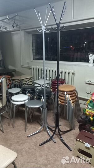 Вешалка напольная новая