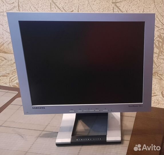 Монитор Samsung 15 дюймов