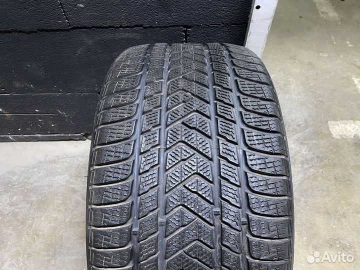 Pirelli Winter Sottozero 3 285/30 R21 100W