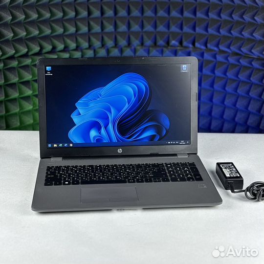 Ноутбук HP 8RAM/SSD