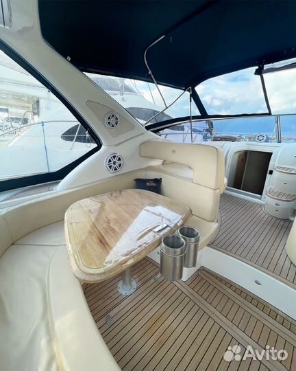 Прогулки на яхтах, Морской вокзал