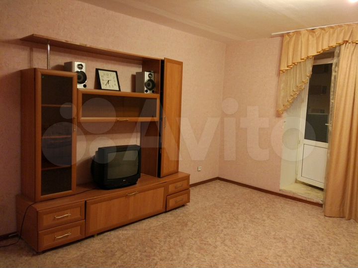 2-к. квартира, 67,5 м², 2/10 эт.