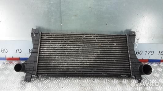 Радиатор интеркуллера jeep grand cherokee WK (XUK1