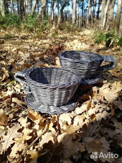 Плетёная чашка-конфетница