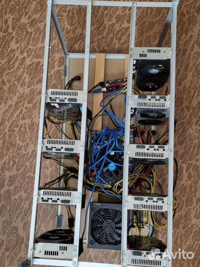 Ферма для майнинга / риг