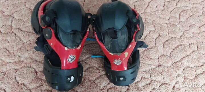 Наколенники для мотокросса