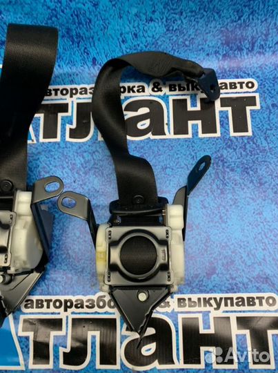 Ремень безопасности задний Mercedes Benz Clk W209