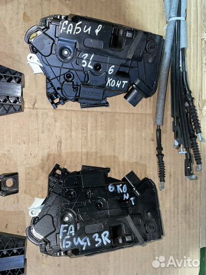 Замок ручка ограничитель тросик Skoda Fabia 2