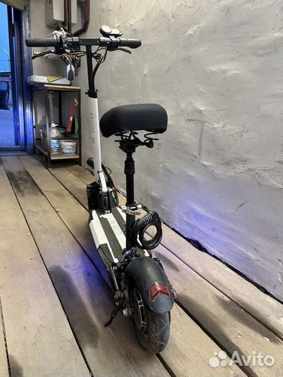 Электросамокат kugoo m4