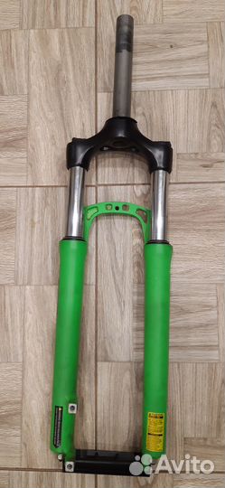 Вилка Suntour XCT 28 (27.5)