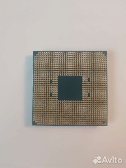 Процессор AMD Ryzen 7 pro 3700