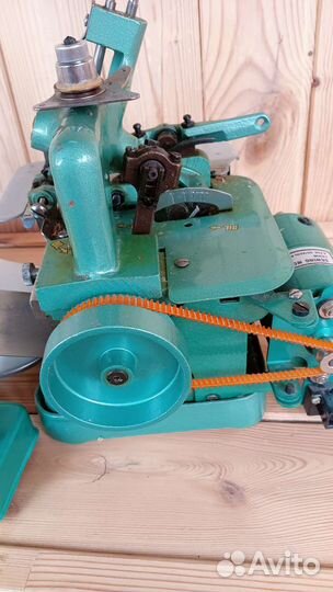 Оверлок для швейной машины