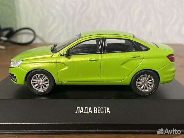 Модель LADA Vesta Автолегенды N1