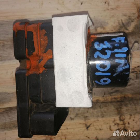 Блок ABS Ford Focus 3