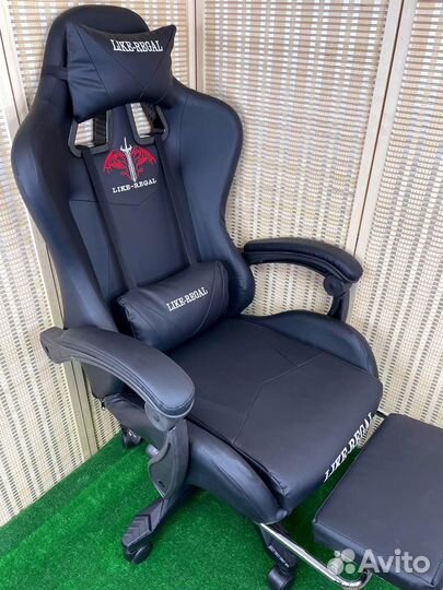 Игровое кресло геймерское