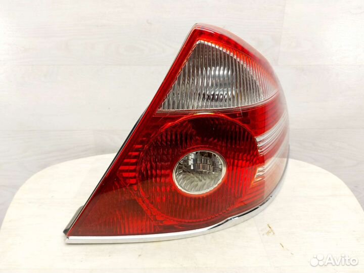 Фонарь задний правый Ford Mondeo 3. 2005-2007