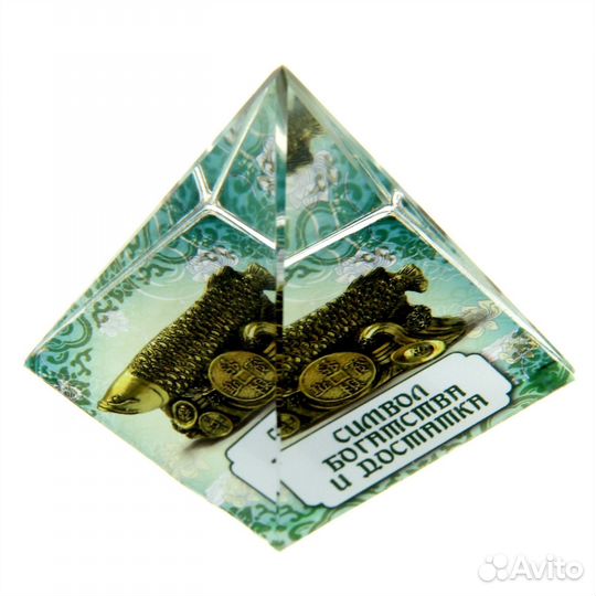 Стеклянная пирамида Фэн-шуй