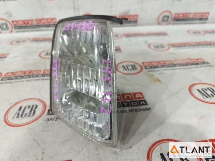 Габарит правый toyota crown