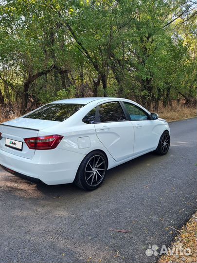 LADA Vesta 1.6 МТ, 2019, 220 000 км
